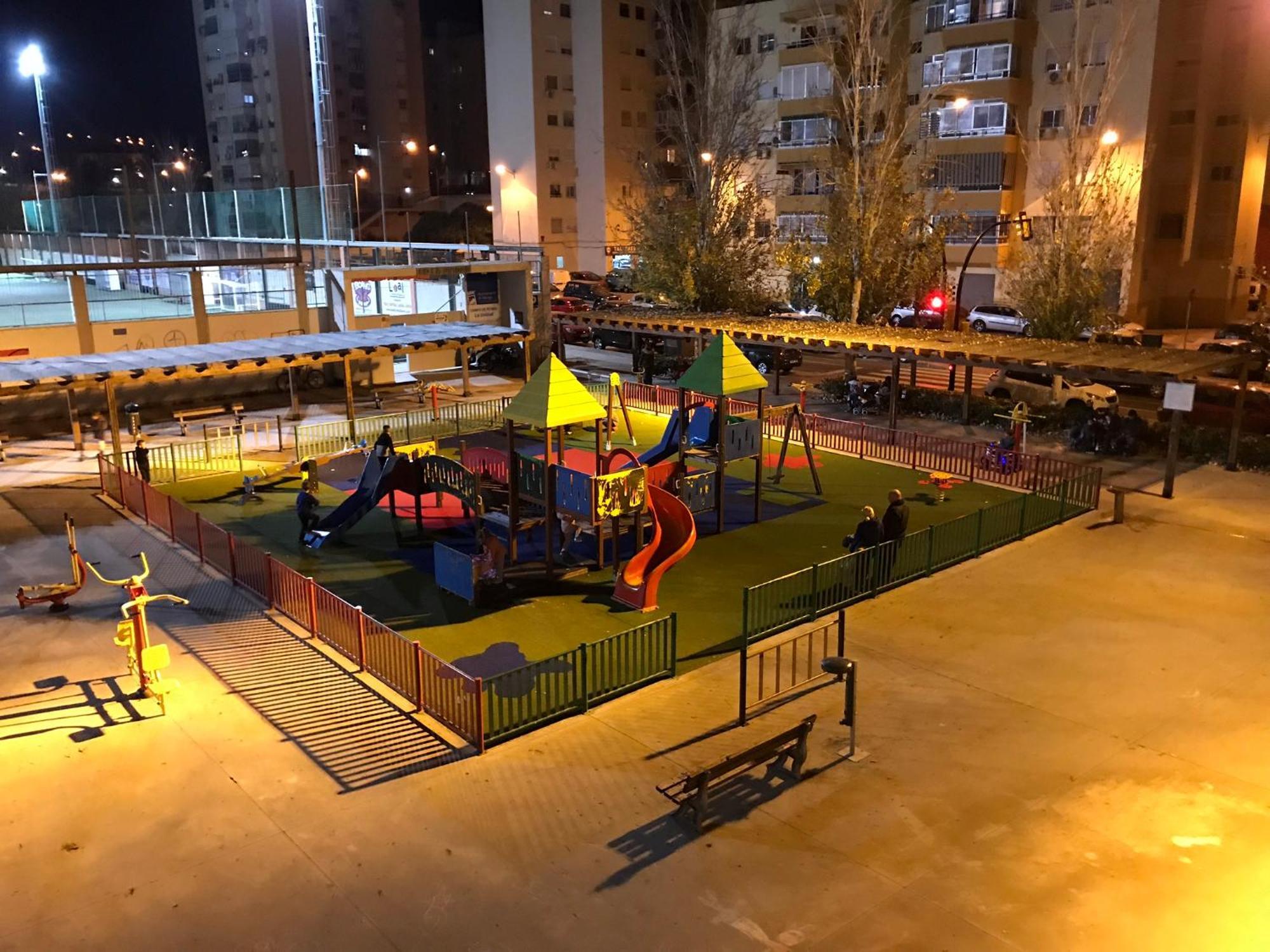 Apartment Boutique - Carlos Haya Area With Parking *